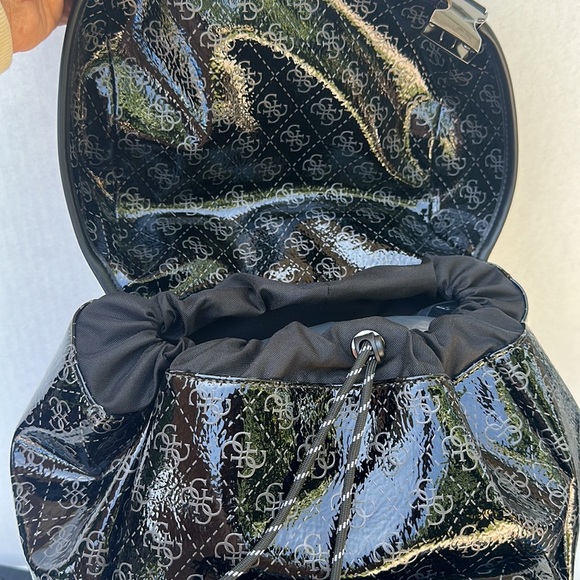 New GUESS Men’s Backpack - Picture 6 of 10